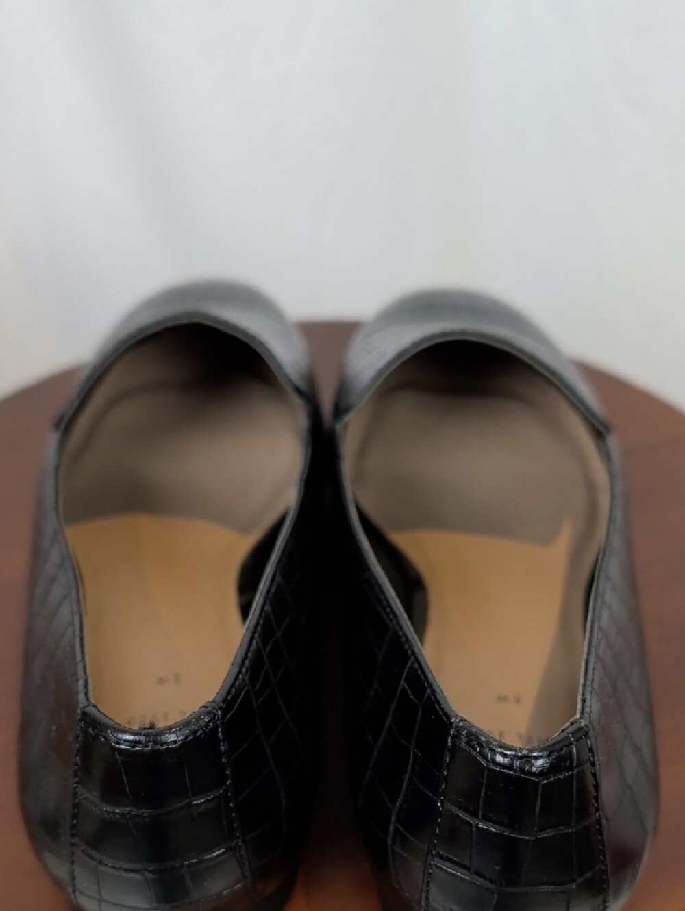 NWT Chic Black Croc-Embossed Pointy Toe Flats – Brand New size 9W - Picture 11 of 12